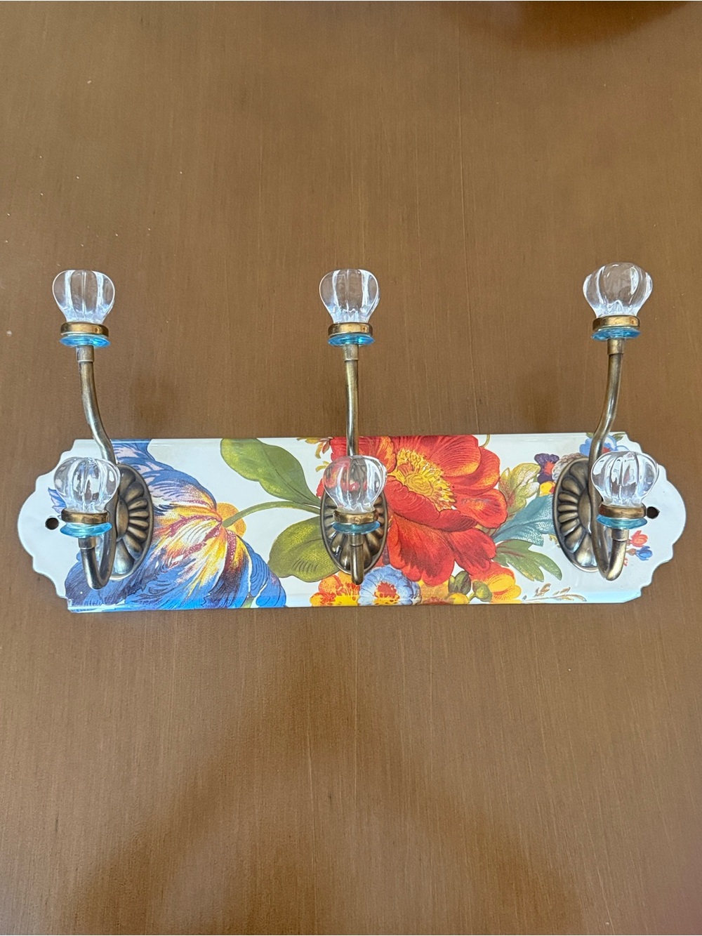 RARE & RETIRED Mackenzie-Childs Floral Market Glass Knob 3 Hook Wall Rack